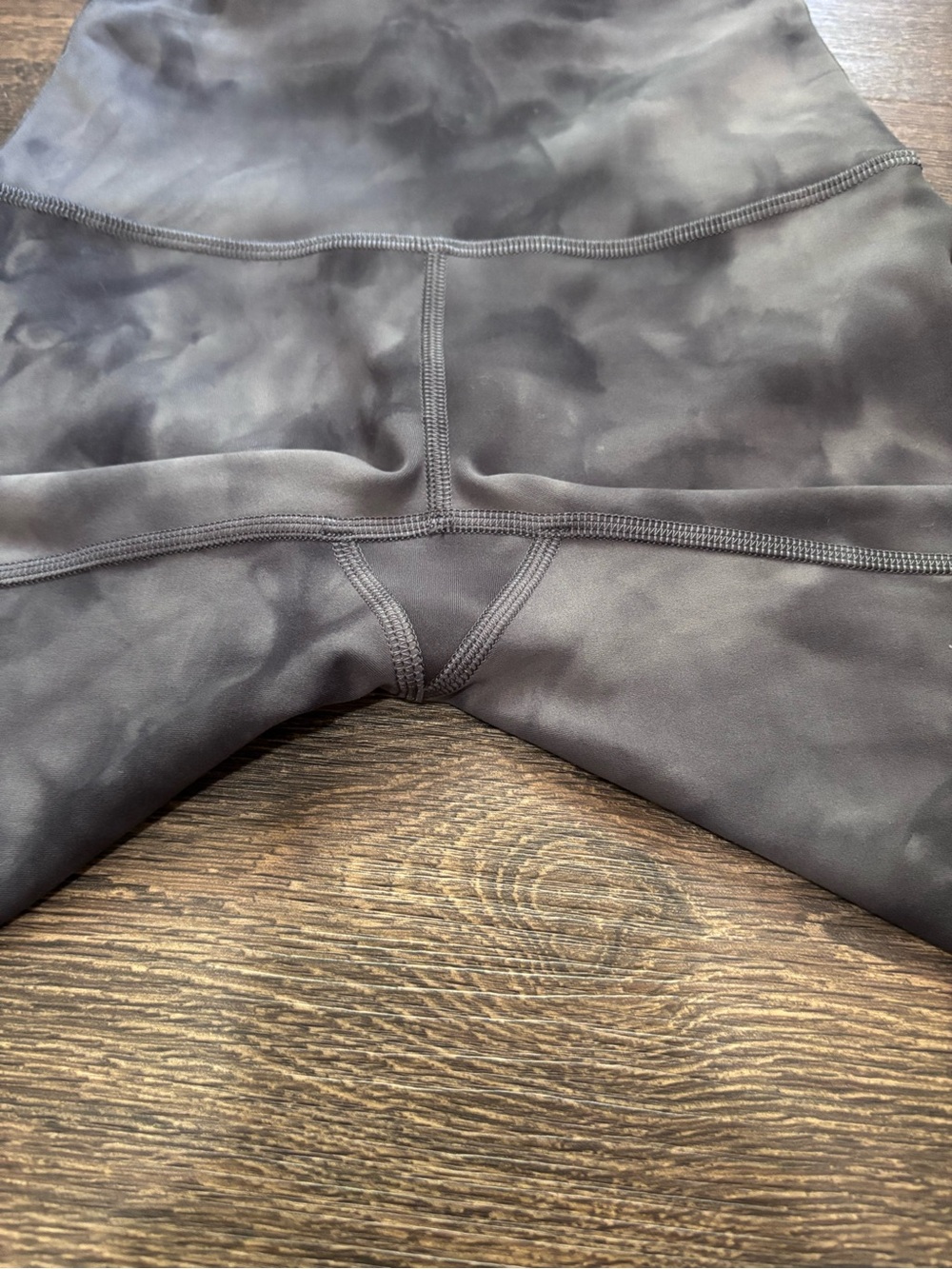 Lululemon Wunder Train Contour Fit High Rise Short, 8” - Picture 6 of 10